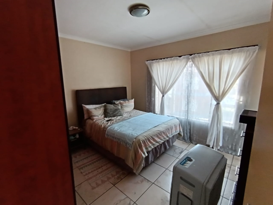 3 Bedroom Property for Sale in Waterval East North West